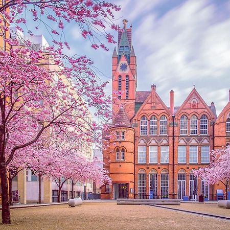 Two Bedroom Apartment - En Suites - Smart Tv'S - Wifi - Netflix - Bearwood Birmingham Eksteriør bilde