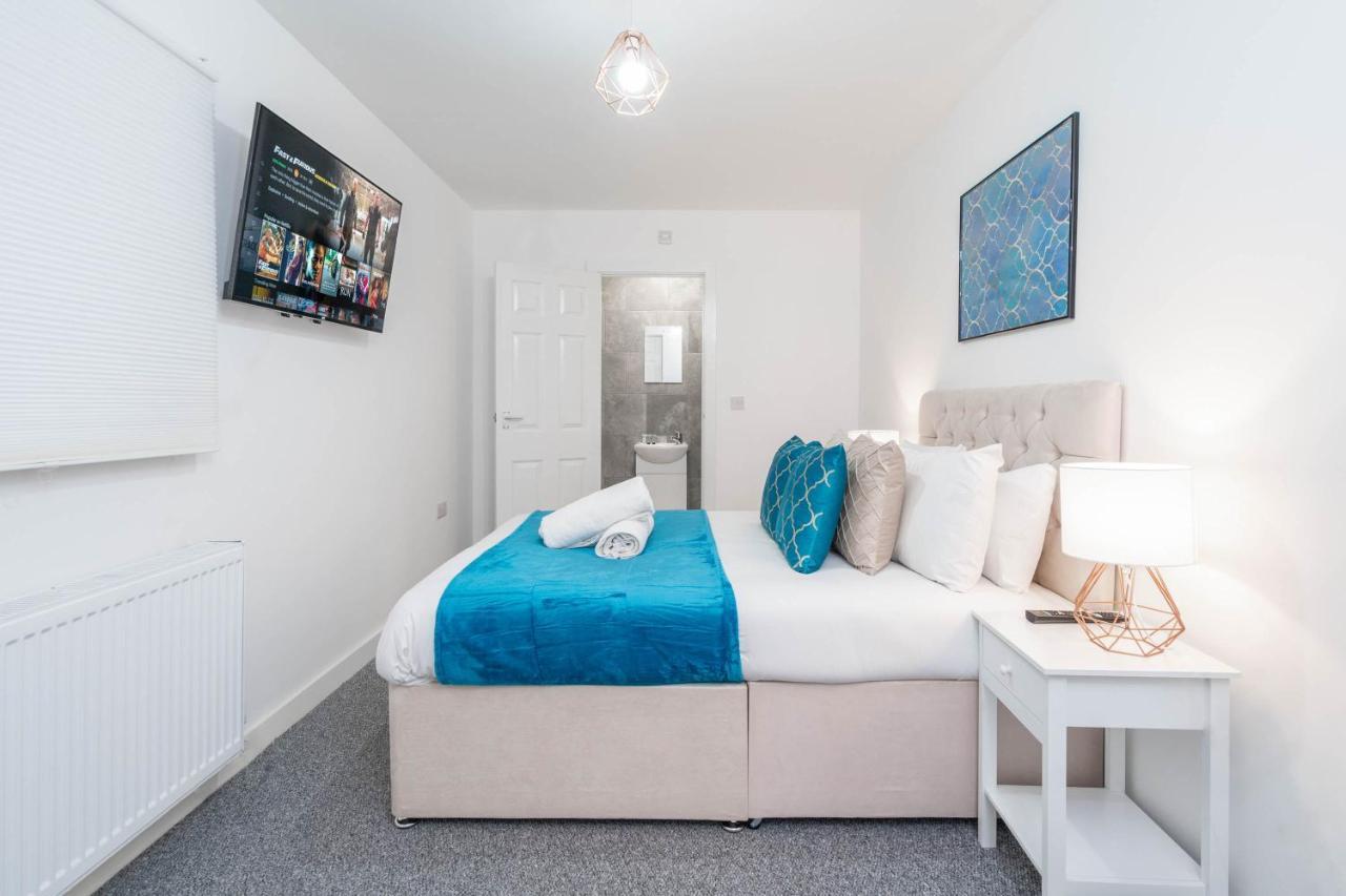 Two Bedroom Apartment - En Suites - Smart Tv'S - Wifi - Netflix - Bearwood Birmingham Eksteriør bilde